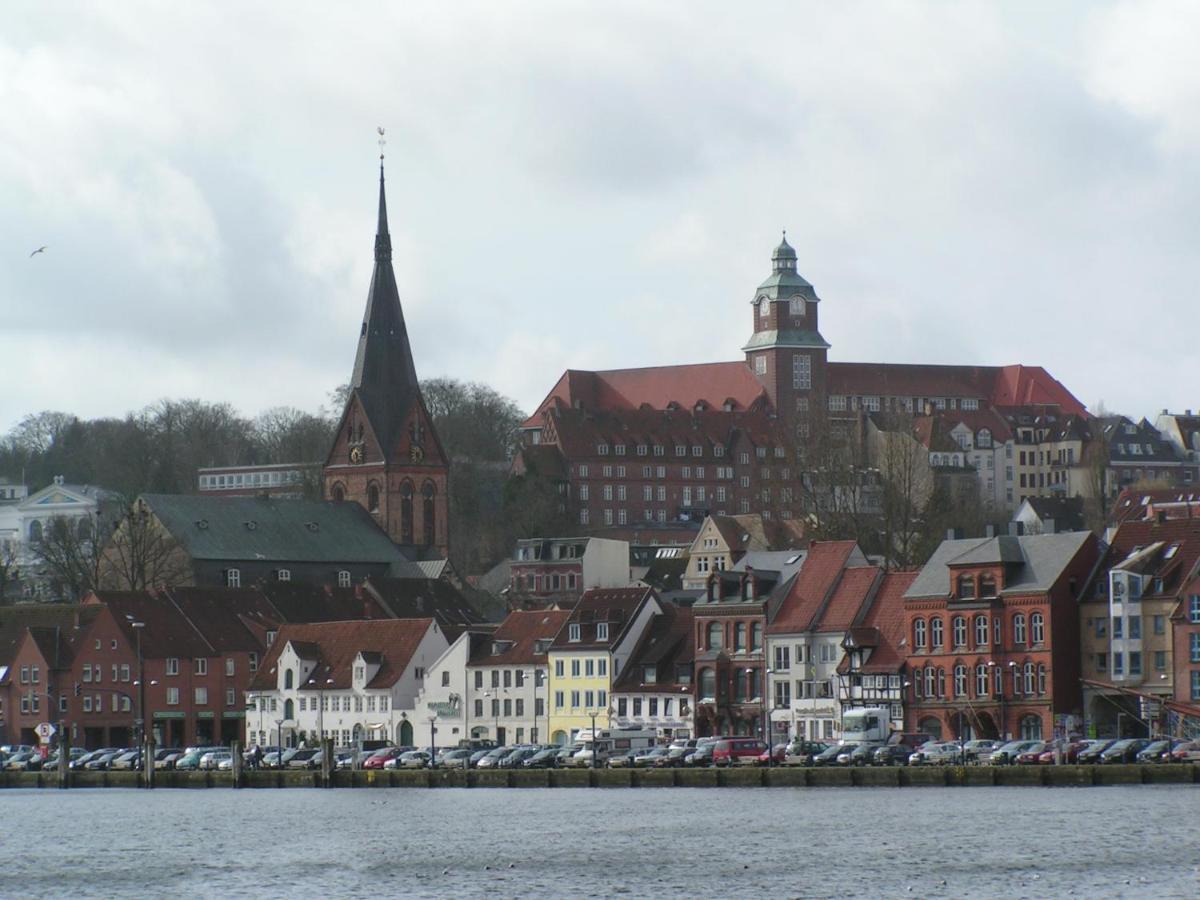 Ferienwohnung In Weisser Villa Am Kliff Flensburg Zewnętrze zdjęcie